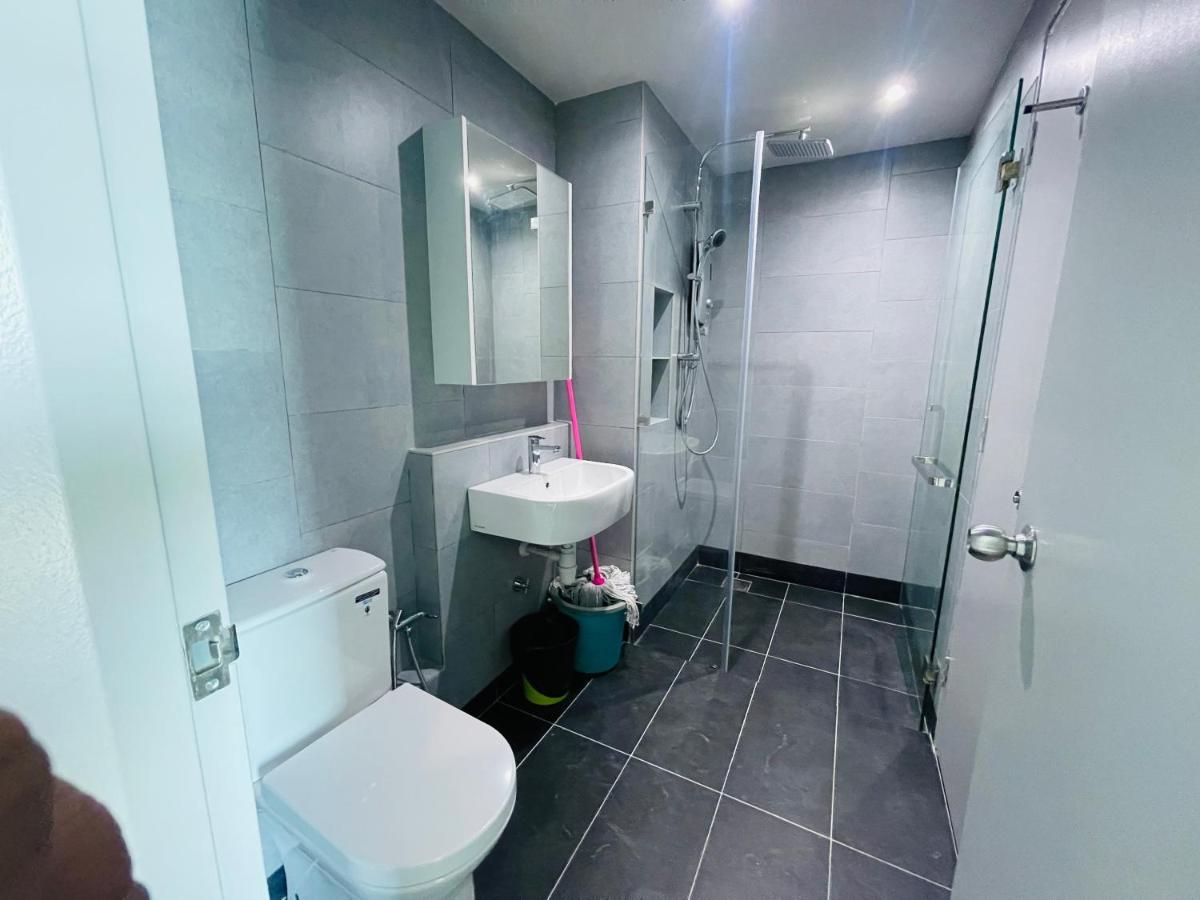 Sea&Pool View Stunning Homestay, Wifi, Netflix Near Malls, Jetty, Convenient Stores Kota Kinabalu Dış mekan fotoğraf